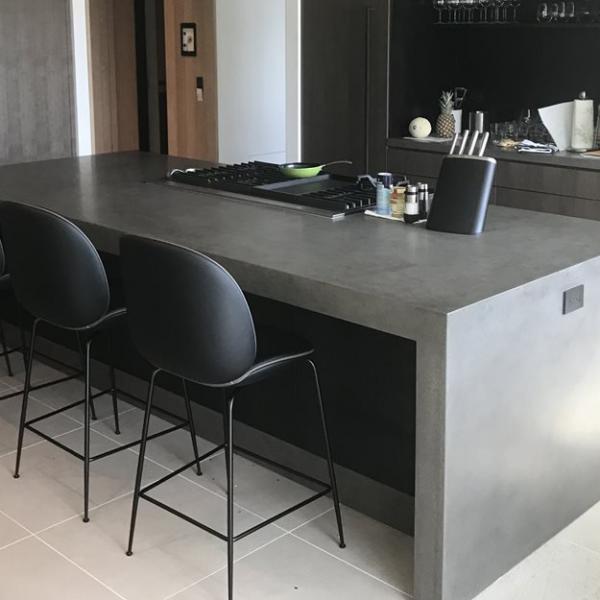 MK House Counter Style Custom 4in Block Smoke